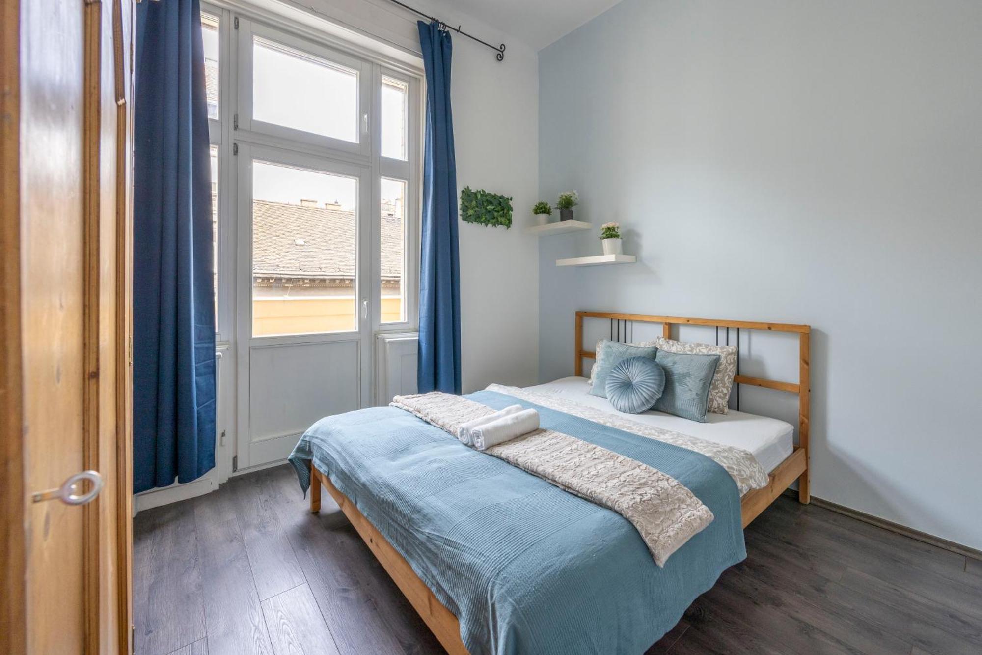 Explore Budapest From A Central Cozy Home & Sweet Retreat المظهر الخارجي الصورة