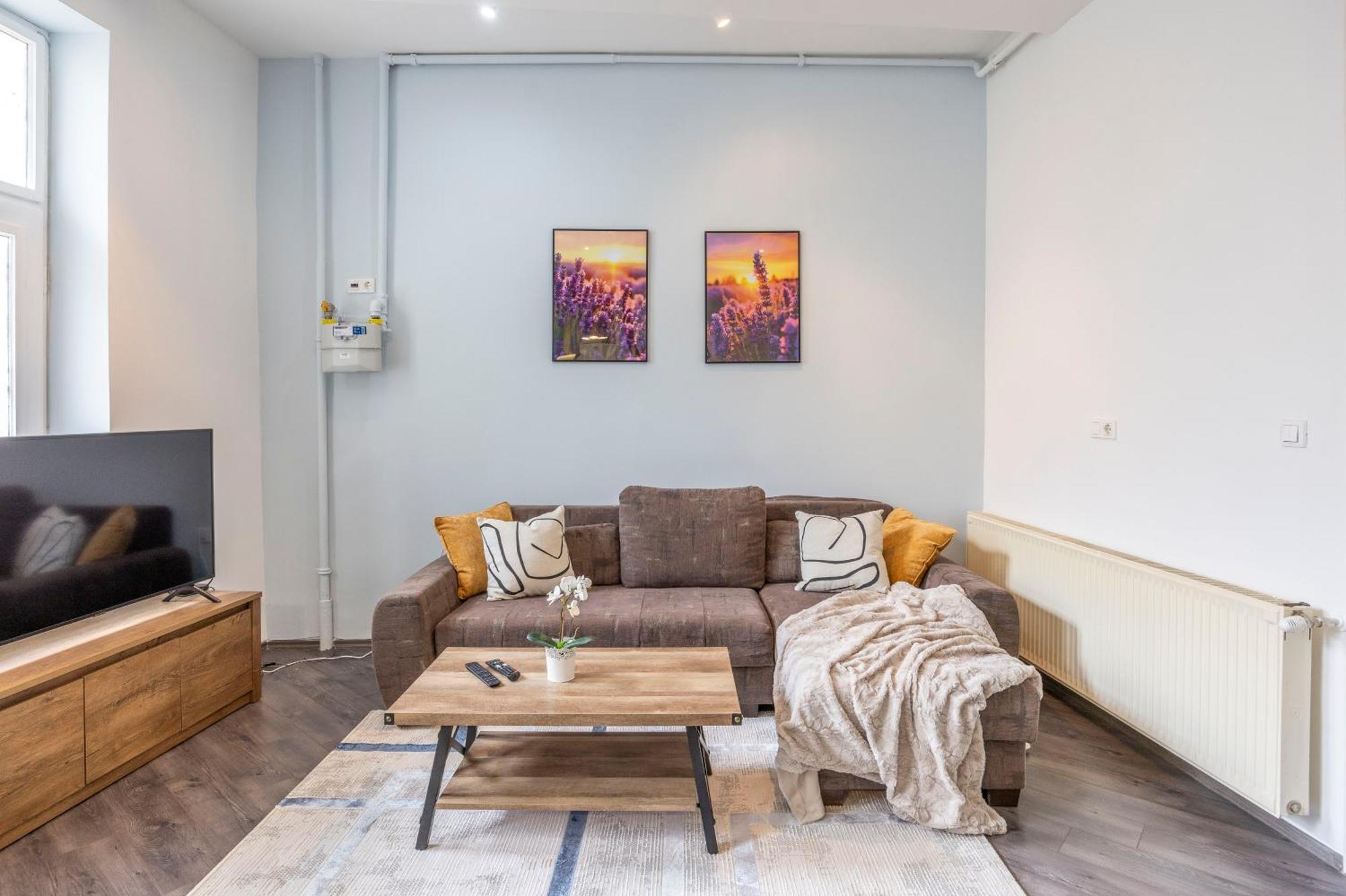 Explore Budapest From A Central Cozy Home & Sweet Retreat المظهر الخارجي الصورة