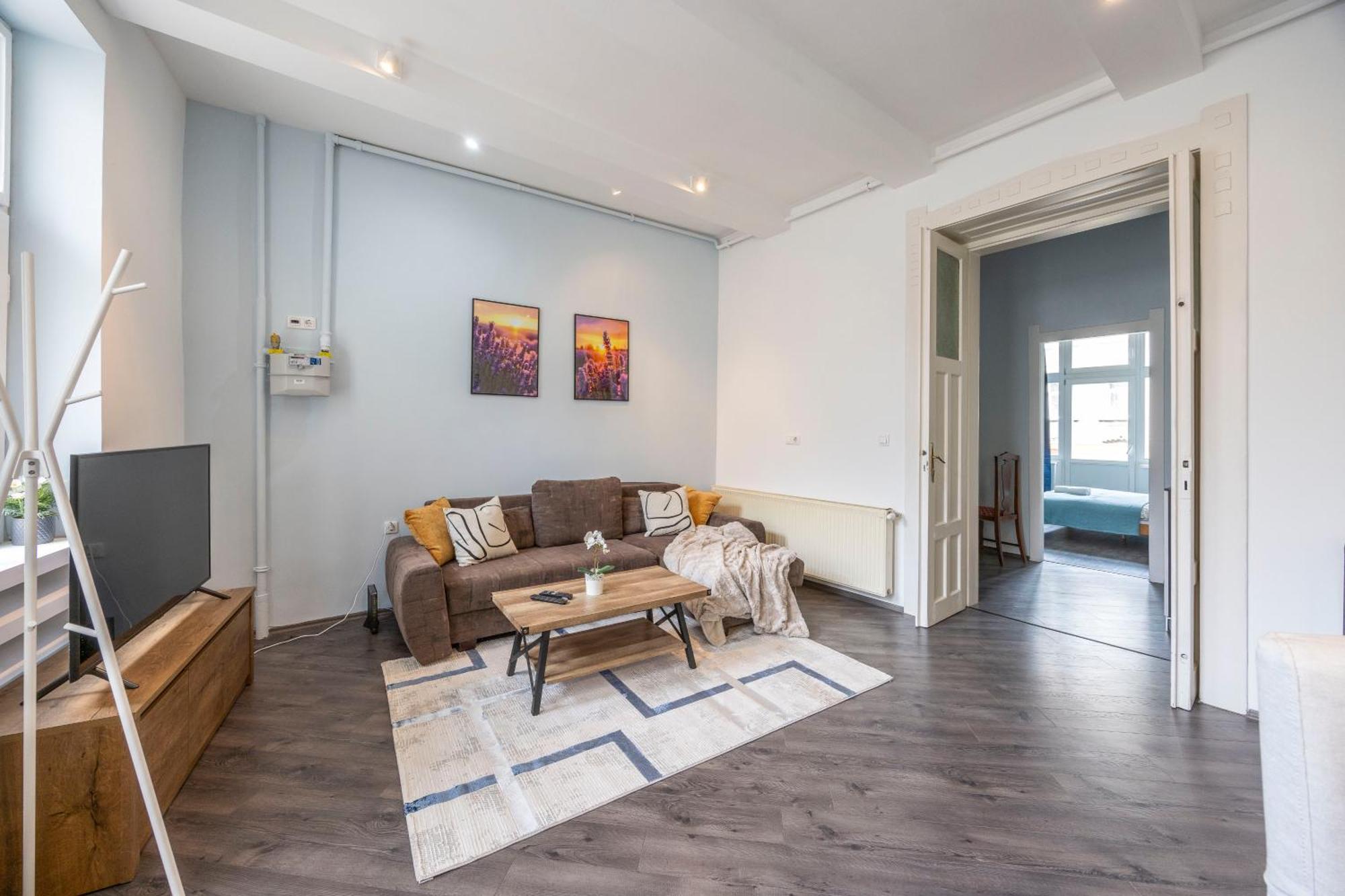 Explore Budapest From A Central Cozy Home & Sweet Retreat المظهر الخارجي الصورة