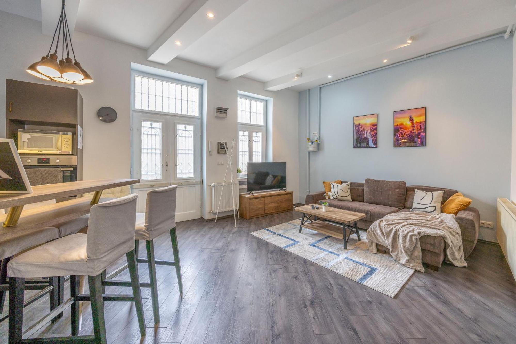 Explore Budapest From A Central Cozy Home & Sweet Retreat المظهر الخارجي الصورة