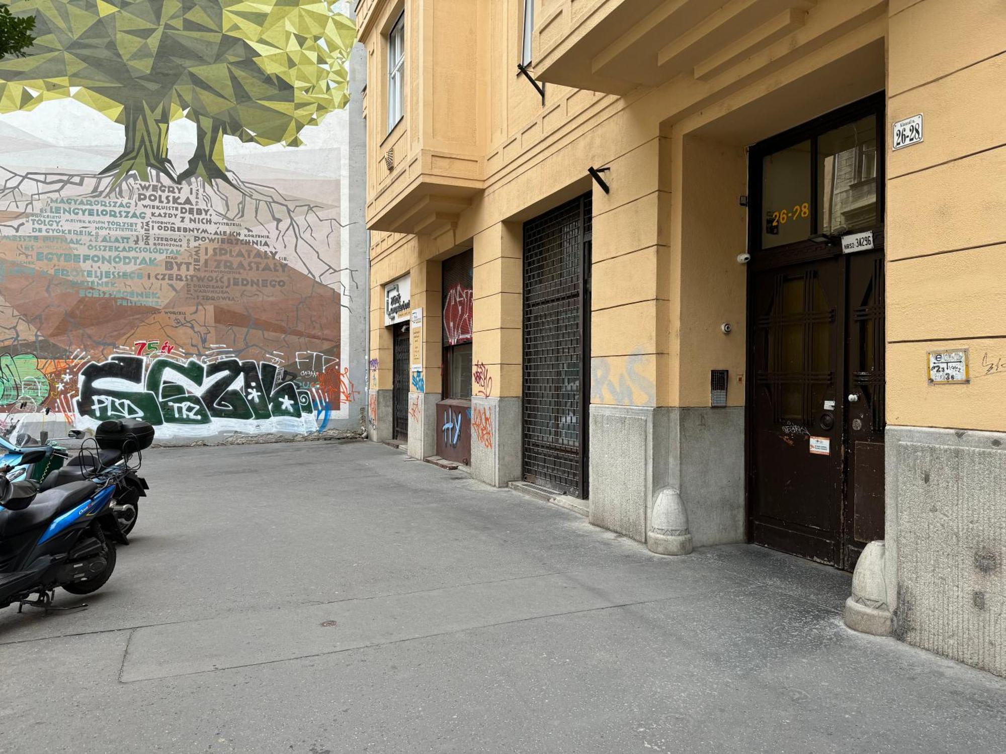 Explore Budapest From A Central Cozy Home & Sweet Retreat المظهر الخارجي الصورة